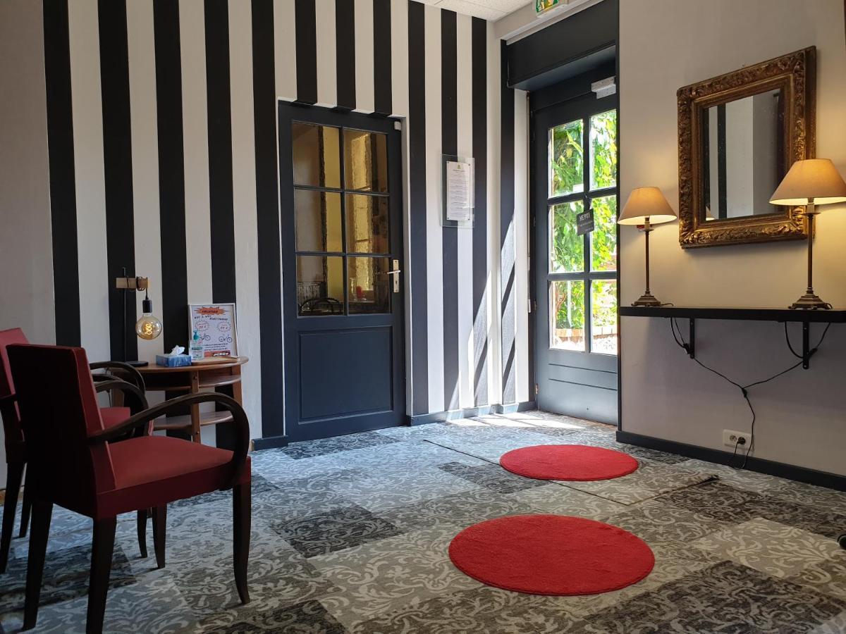 Le Relais Des Dix Crus - Logis Hotel B&B Корсель-ан-Божоле Экстерьер фото